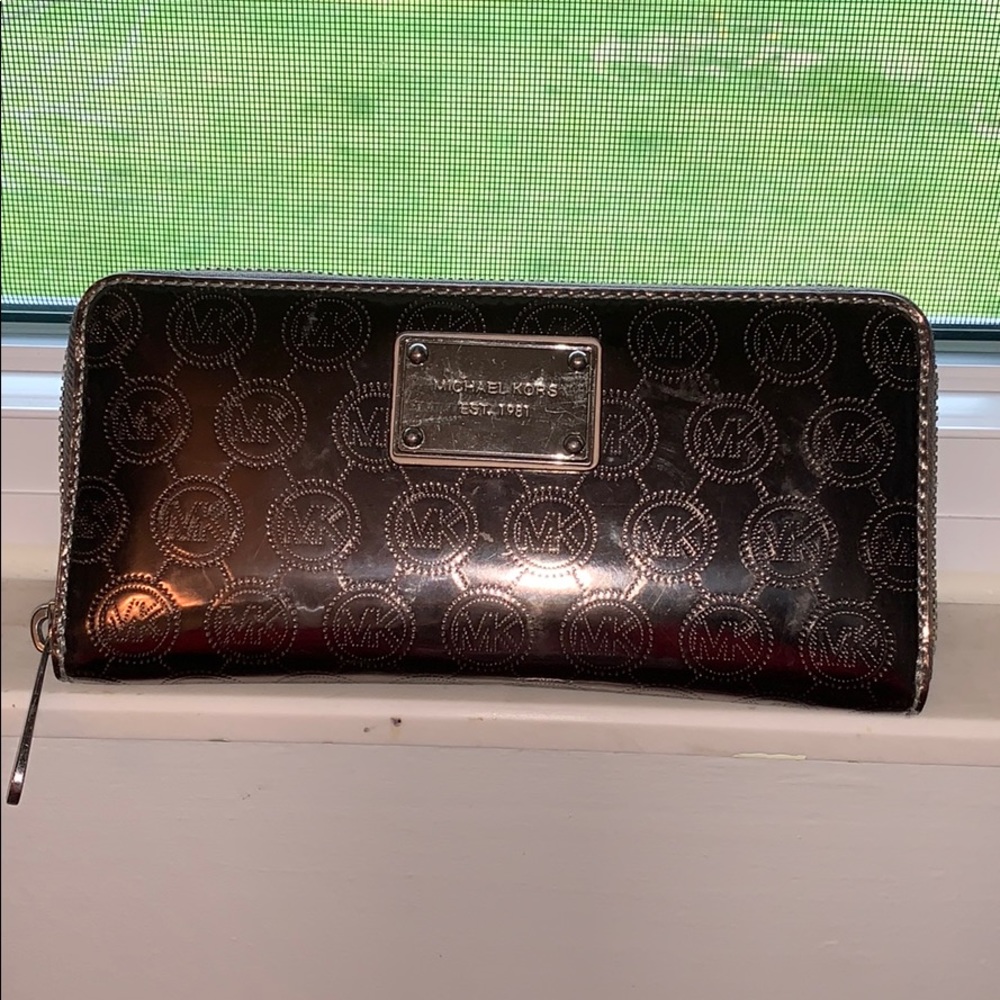 Michael Kors wallet